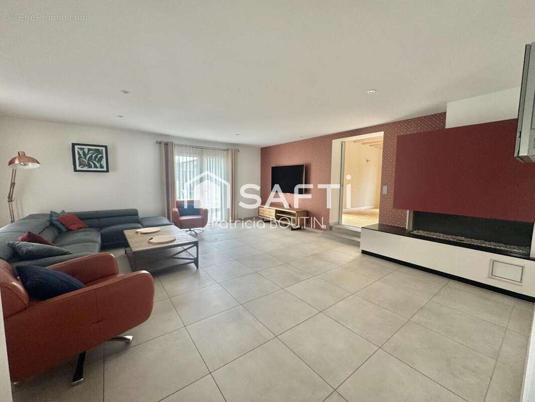 Photo 2 - Maison à AIFFRES