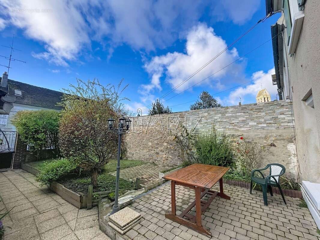 Maison à GRISY-LES-PLATRES