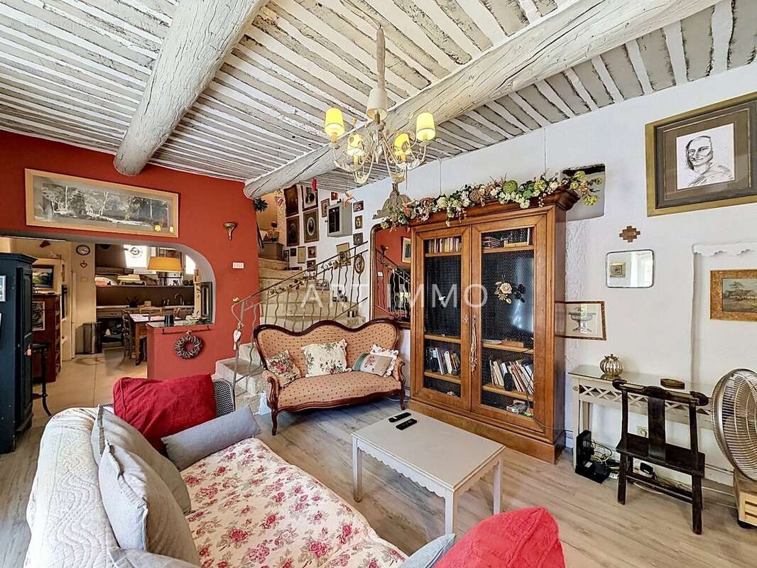 Maison à ROBION