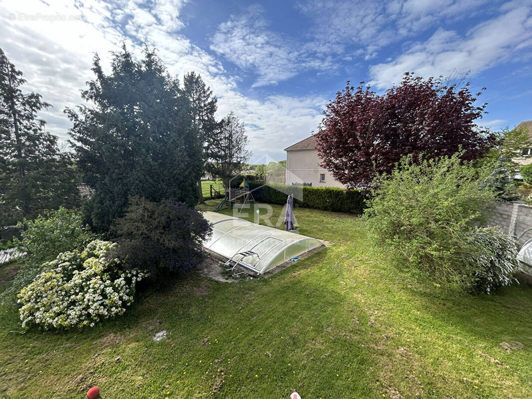 Maison à PLAISIR