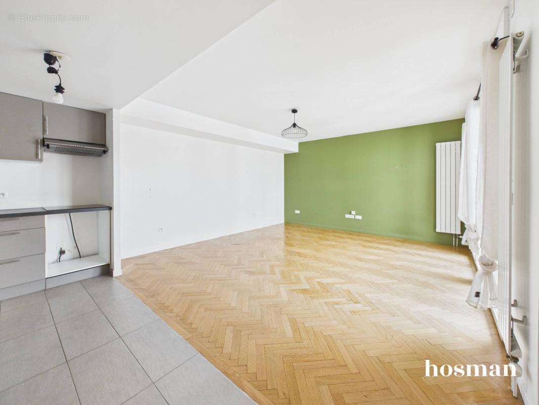 Appartement 2 pièces de 56 m² avec terrasse et parking - Avenue Sisley, Suresnes - photo 7