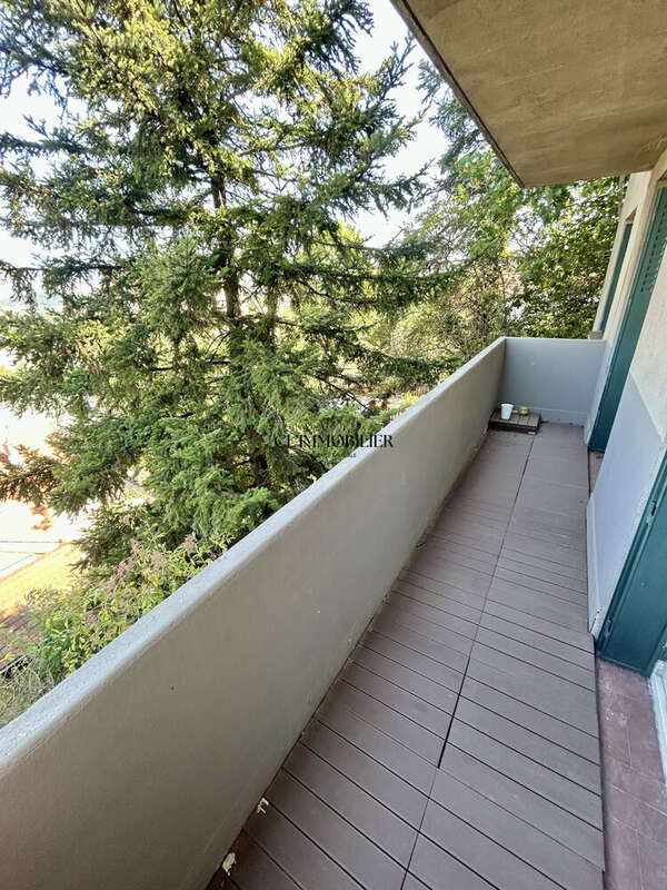 Appartement 48 m² à Saint-Etienne  - photo 5