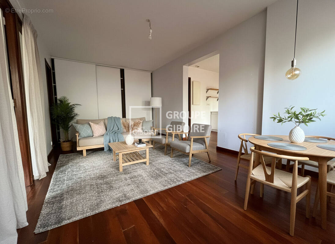 Appartement à NANTES