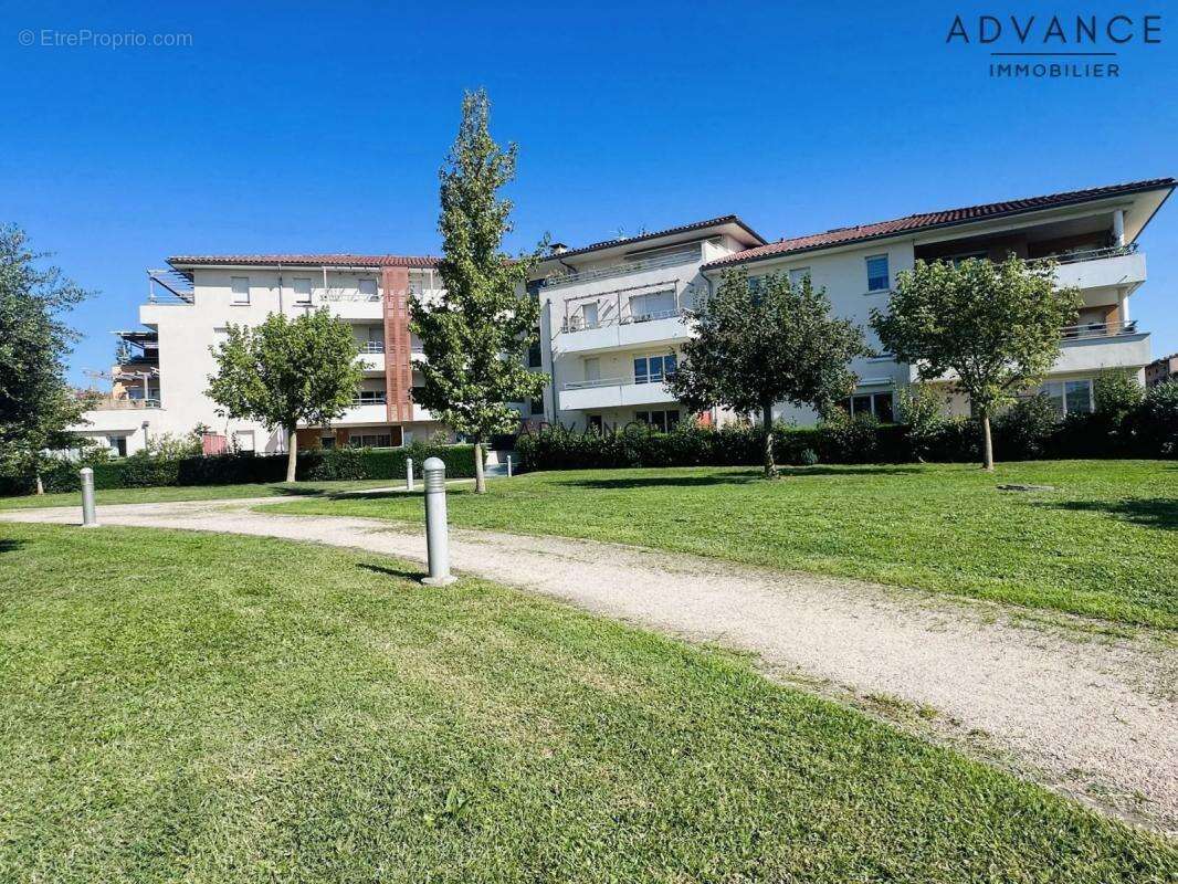 Appartement à FROUZINS