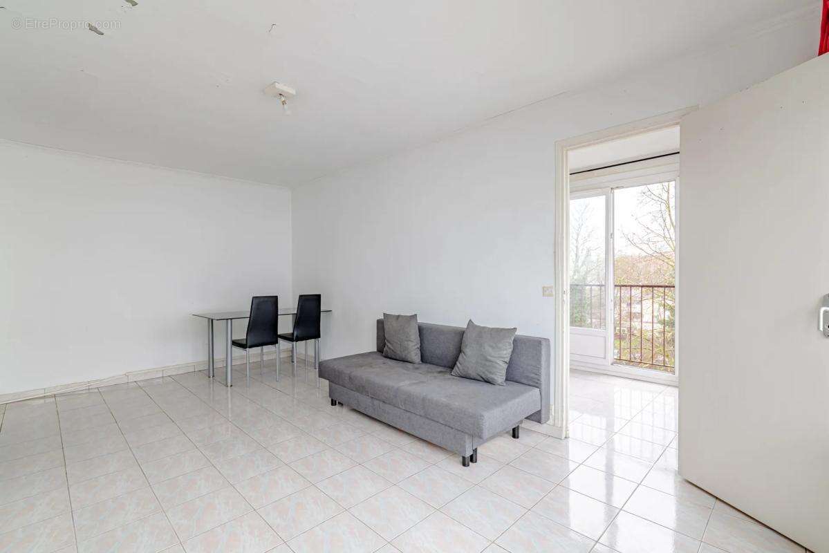 Appartement à VILLIERS-LE-BEL