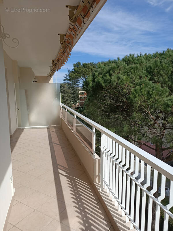 Appartement à MANDELIEU-LA-NAPOULE