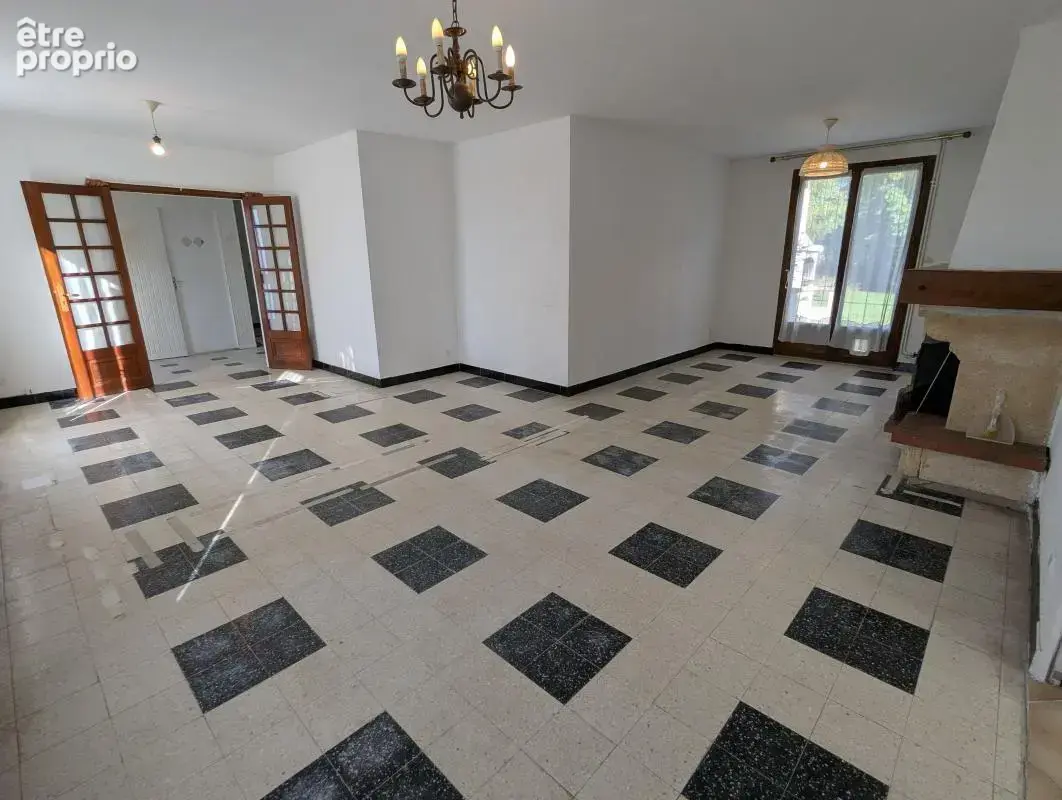 125 m² : maison principale 85 m² + son habitation secondaire 40 m², a vendre a couloisy (60350) - - photo 2