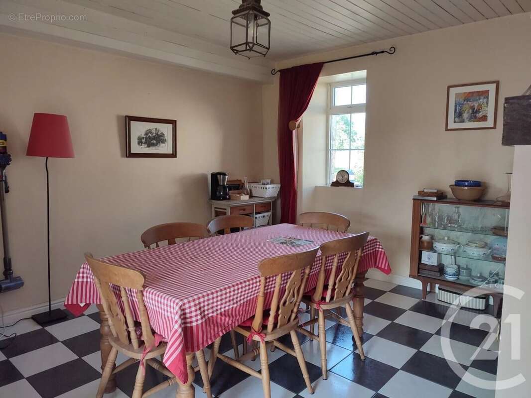 Maison 96 m² à Le Pertre  - photo 6