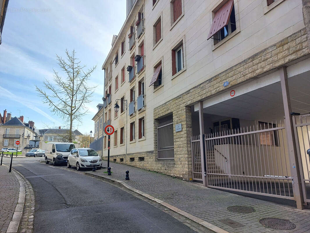 Appartement Bourges 4 pièces 139.04 m2 - photo 2