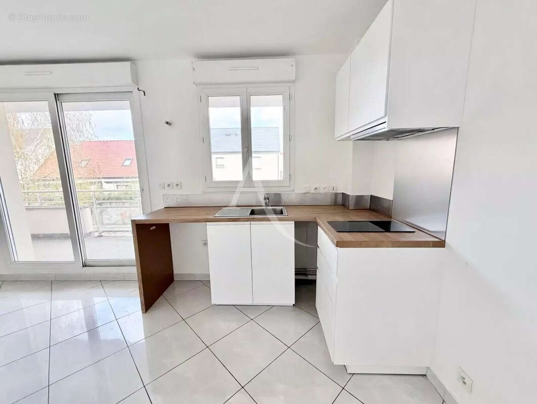 Appartement à CHILLY-MAZARIN