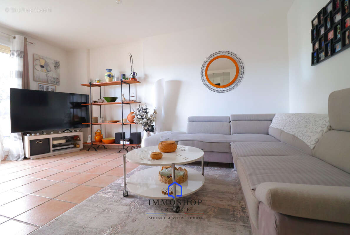 Appartement à MARSEILLE-11E