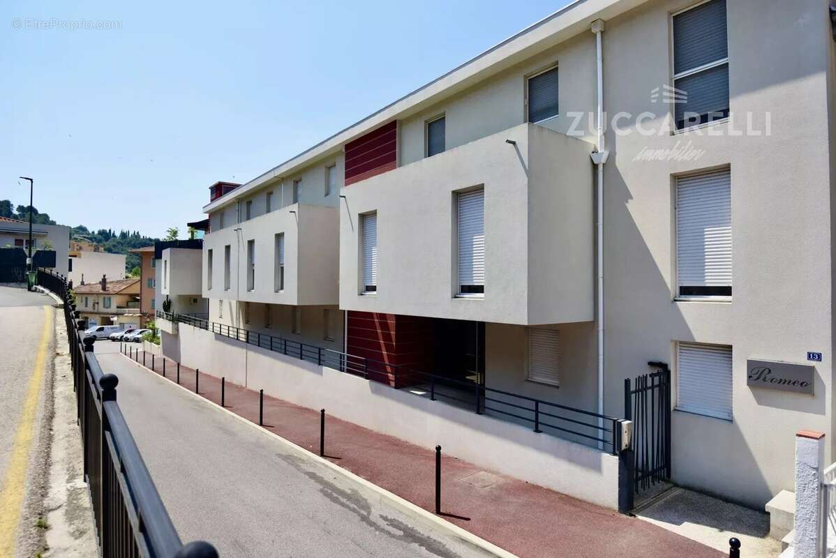Appartement à SAINT-MARTIN-DU-VAR