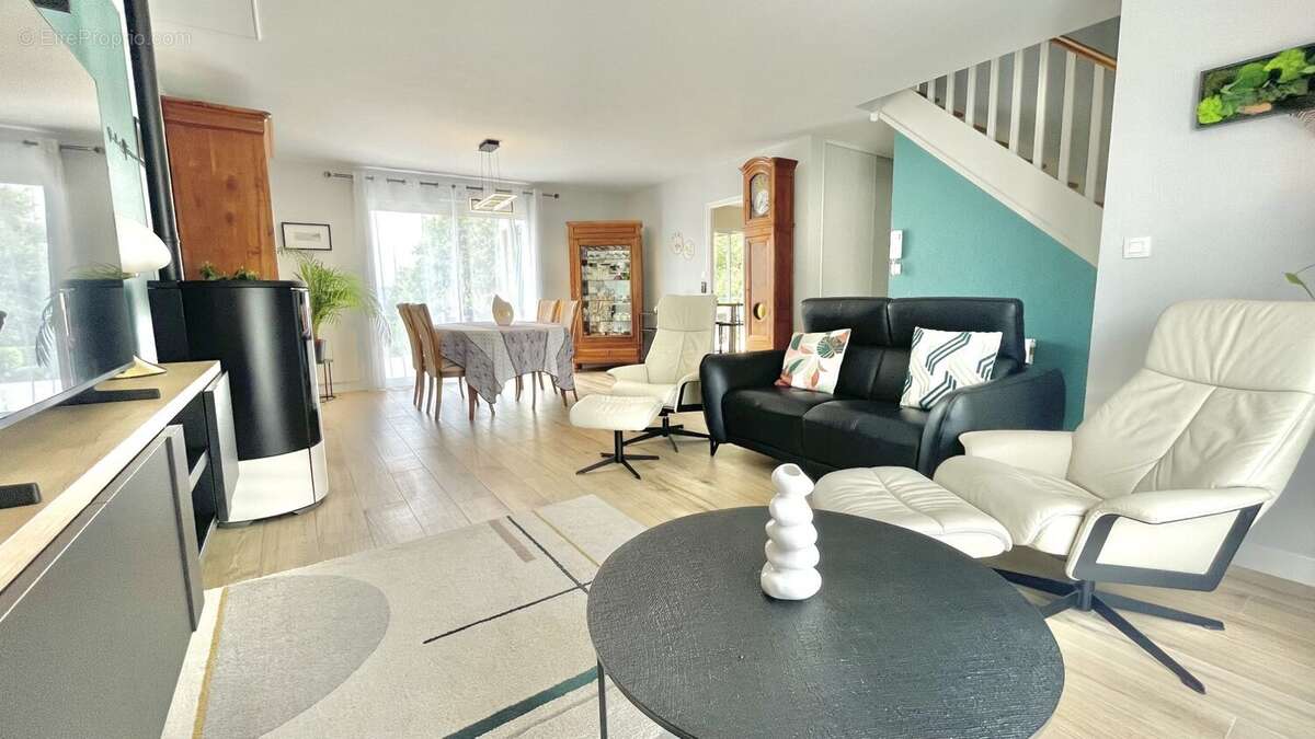 Maison 108 m² à Guichen  - photo 4