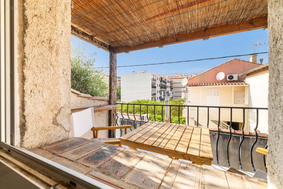 Maison 67 m² à Saint-Laurent-Du-Var  - photo 2