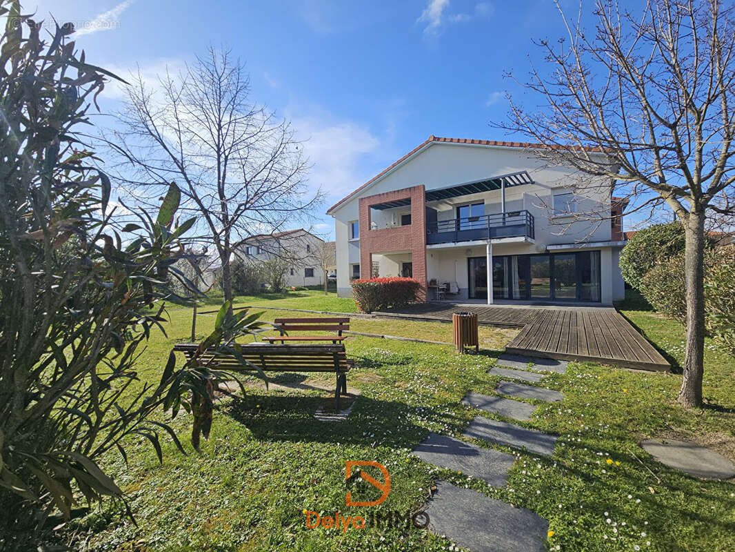 Appartement à AUCAMVILLE