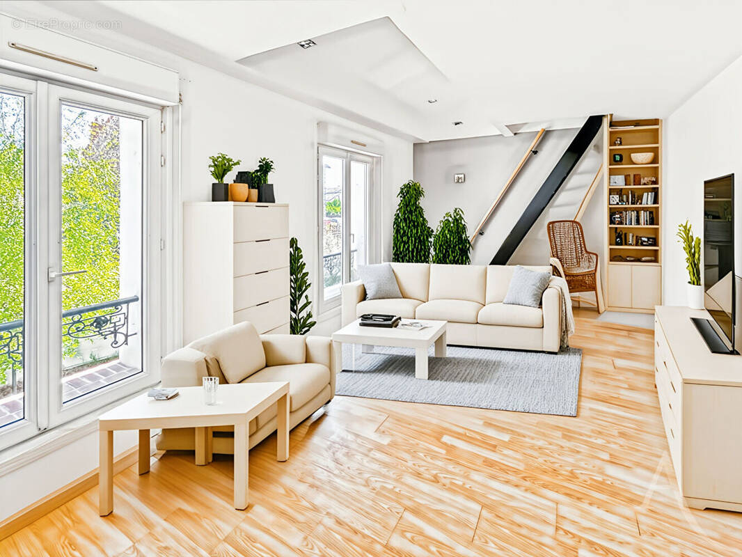 Appartement à SAINTE-GENEVIEVE-DES-BOIS