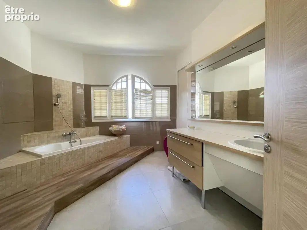 Appartement 251 m² à Montpellier  - photo 6