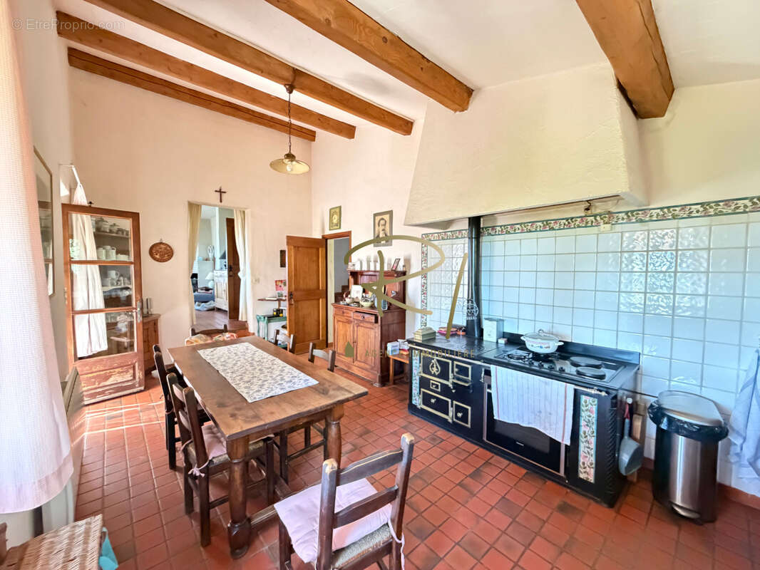 Maison à LAURAC-EN-VIVARAIS
