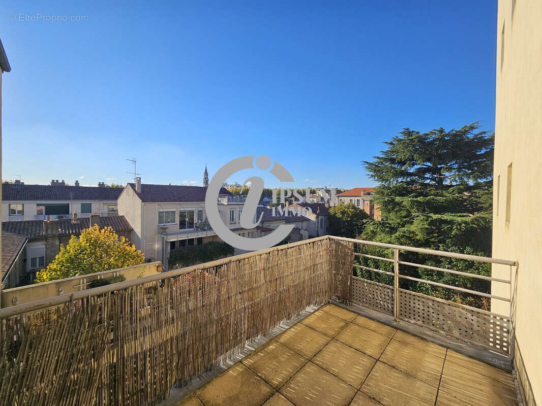 Appartement à NIMES