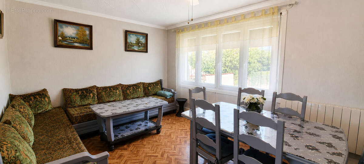 Maison à RIBECOURT-DRESLINCOURT