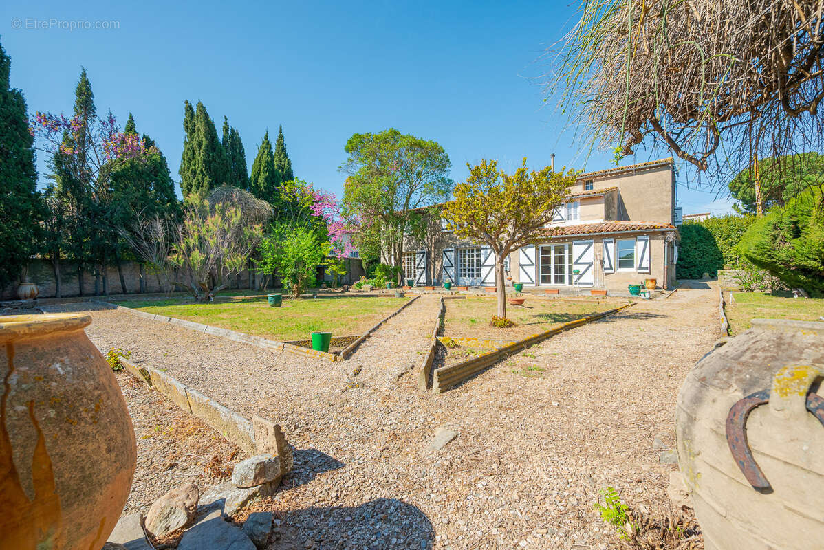 Maison à PEYRIAC-MINERVOIS