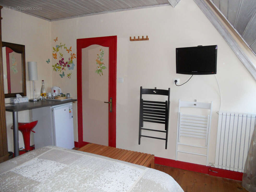 Maison à MENESPLET