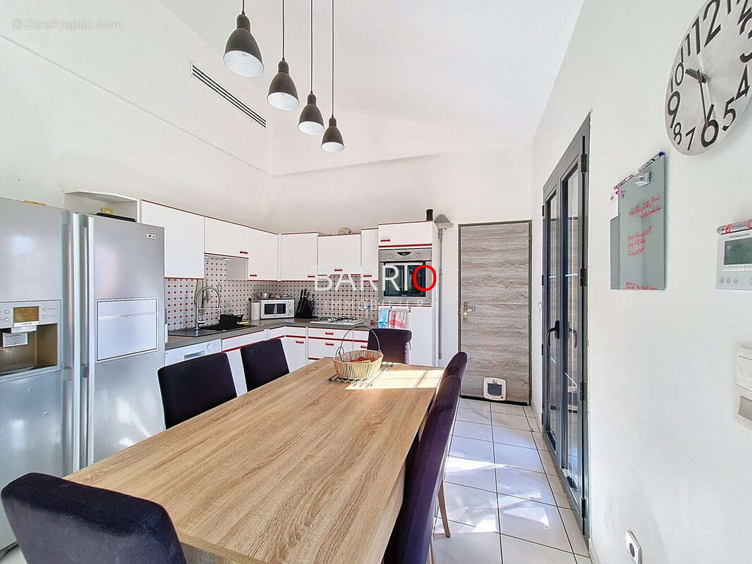 Maison à MONTESQUIEU-DES-ALBERES