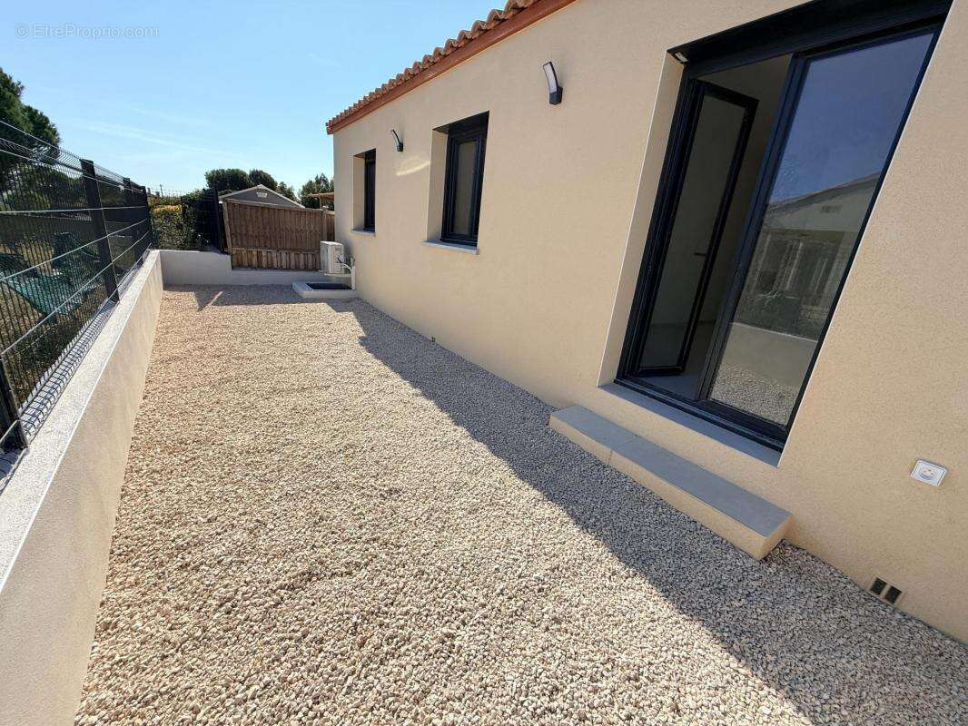 Maison à LEZIGNAN-CORBIERES