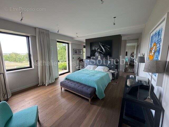 Superbe Propriété sur plus de 3 hectares. - photo 9