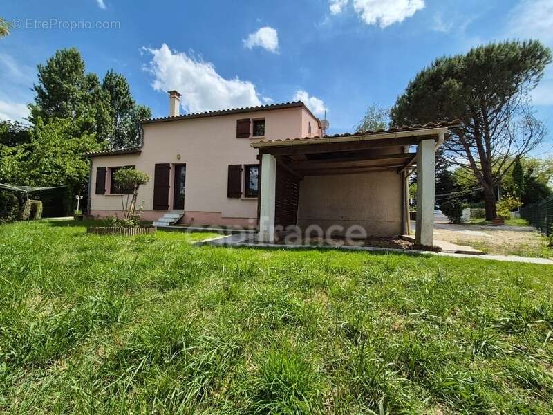 Maison à MESCHERS-SUR-GIRONDE