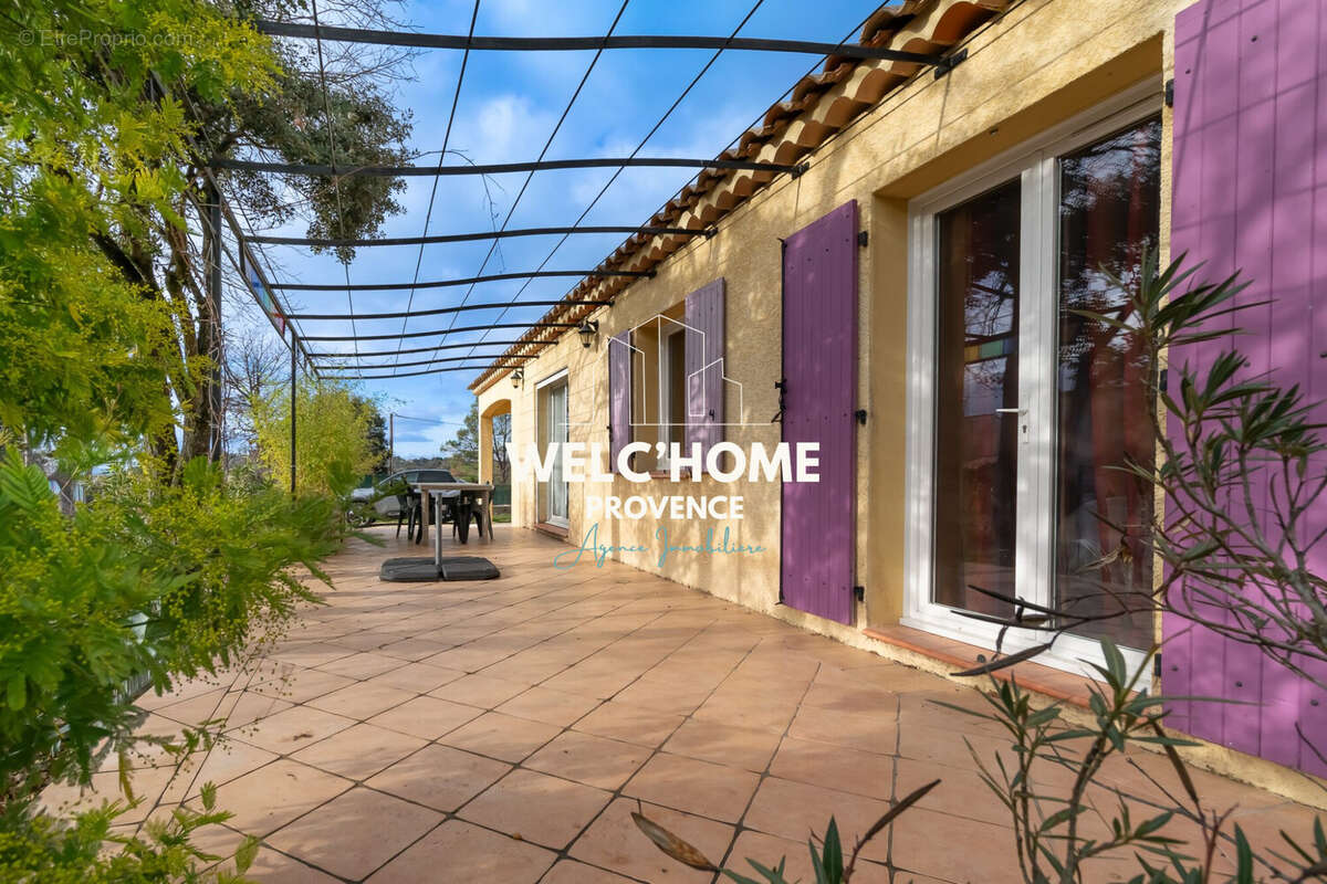 Maison à SAINT-JULIEN