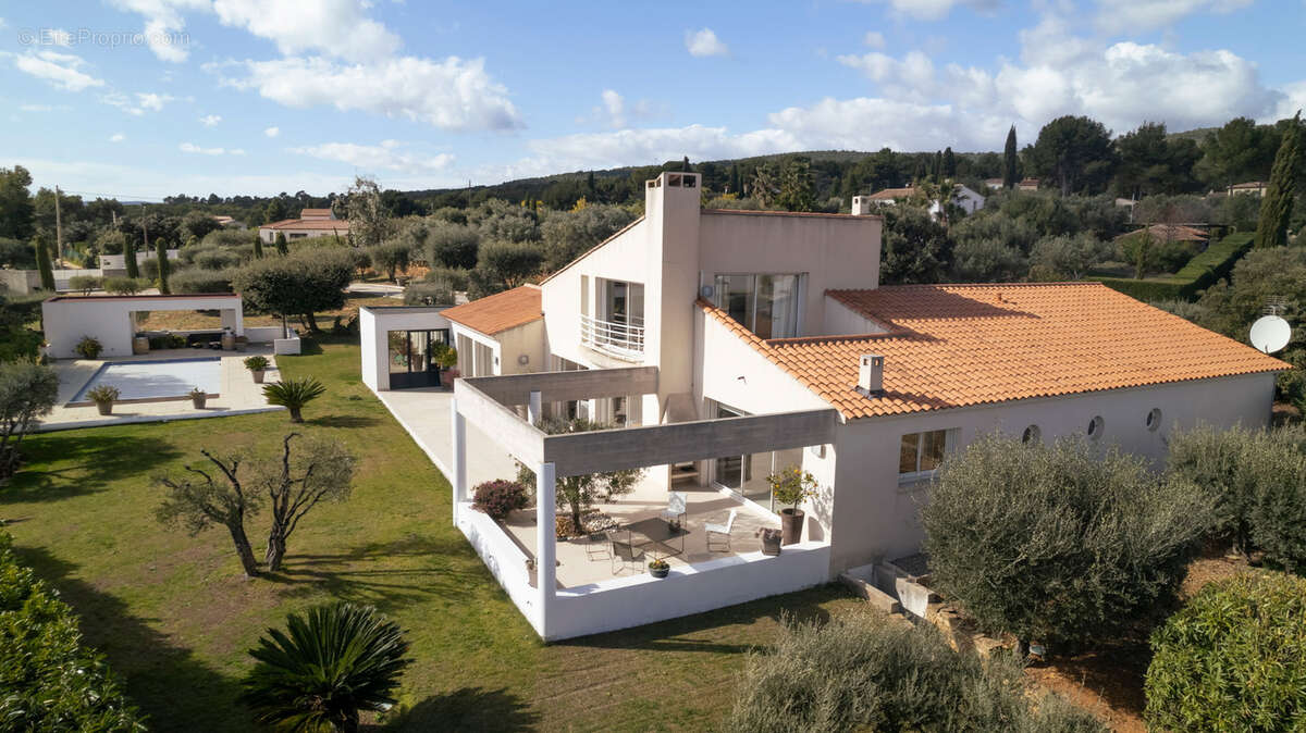 Maison à LA CADIERE-D'AZUR