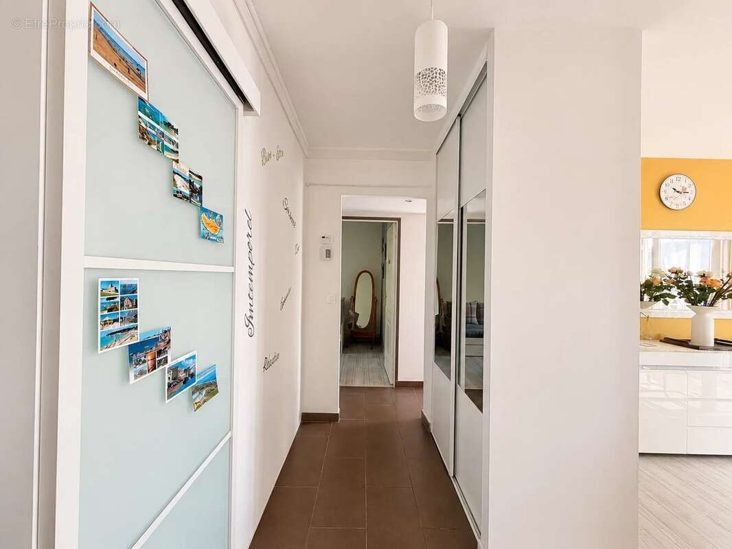 Appartement F3 de 65 m² avec cave et parking privatif - photo 5