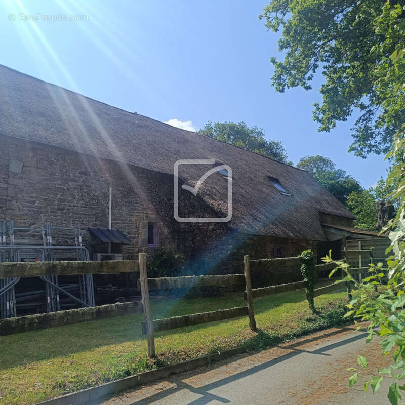 Longère ,Chaumière 161m2  Aux portes de Vannes (Saint-Nolff) - photo 22