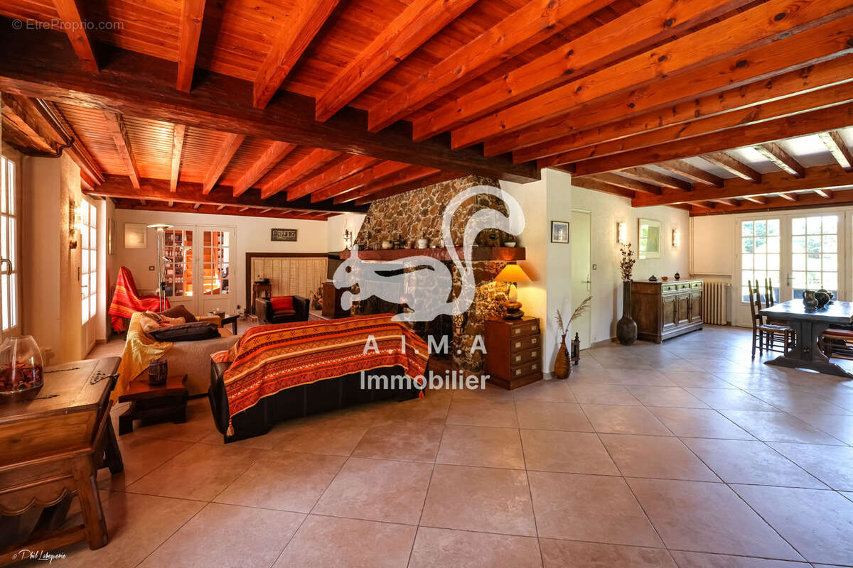 Maison à MIOS