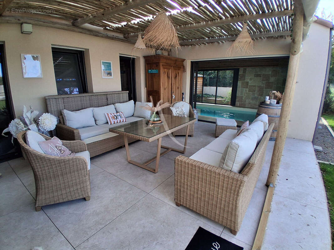 Maison à SAINT-VINCENT-SUR-JARD