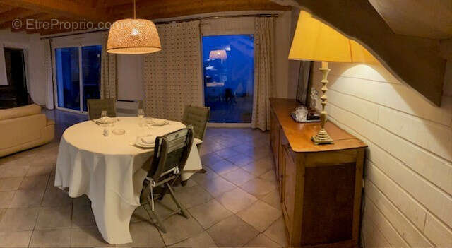 Maison à SAINT-CLEMENT-DES-BALEINES