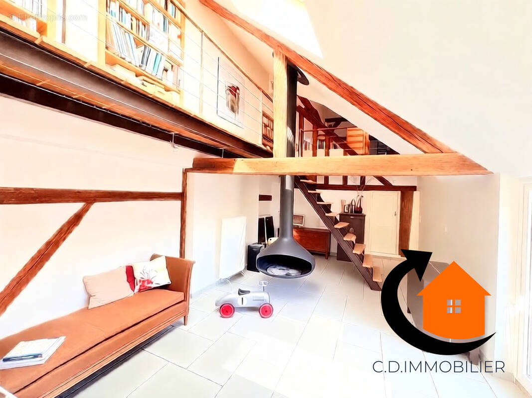Appartement à COURVILLE-SUR-EURE