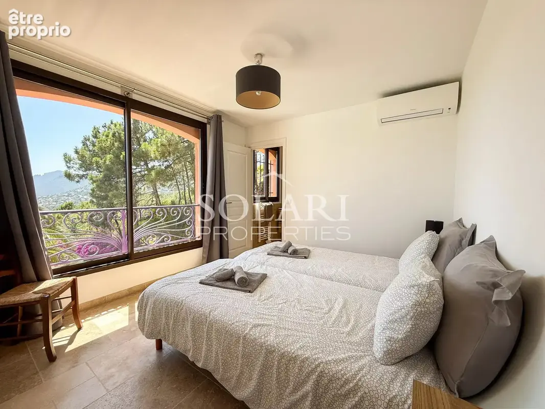 Propriété avec vue mer panoramique et piscine - photo 13