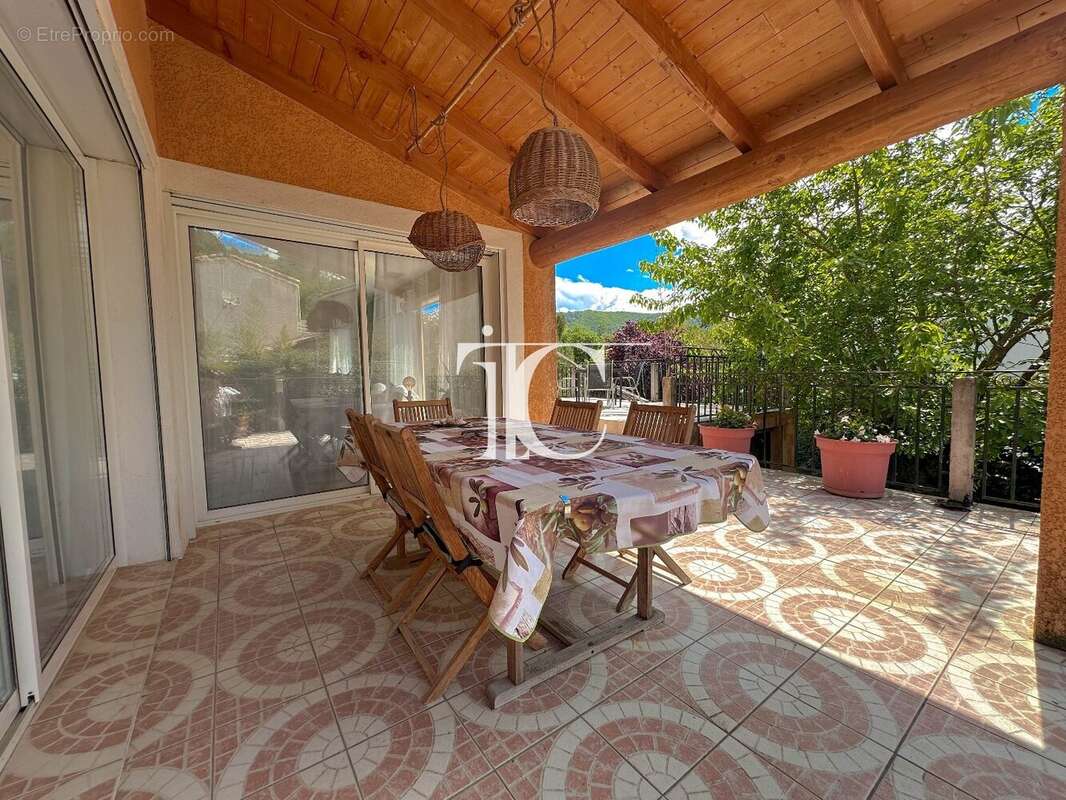 Maison à SAINT-AMBROIX