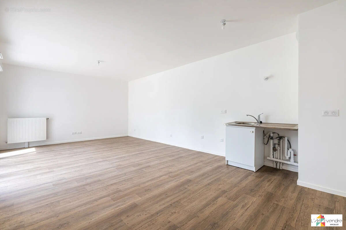Appartement à MOISSY-CRAMAYEL