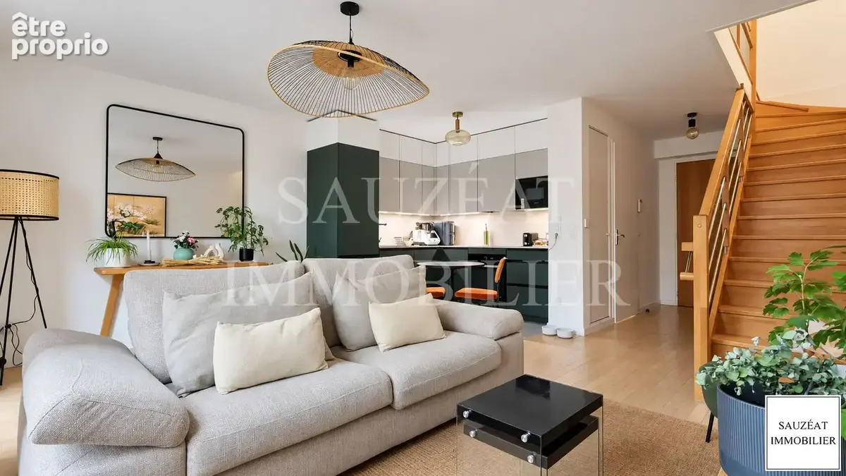 Bagneux - Splendide Appartement Duplex - Proche métros - photo 3
