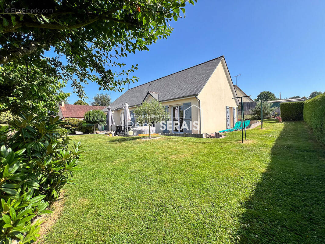 Maison à CHAMPSECRET