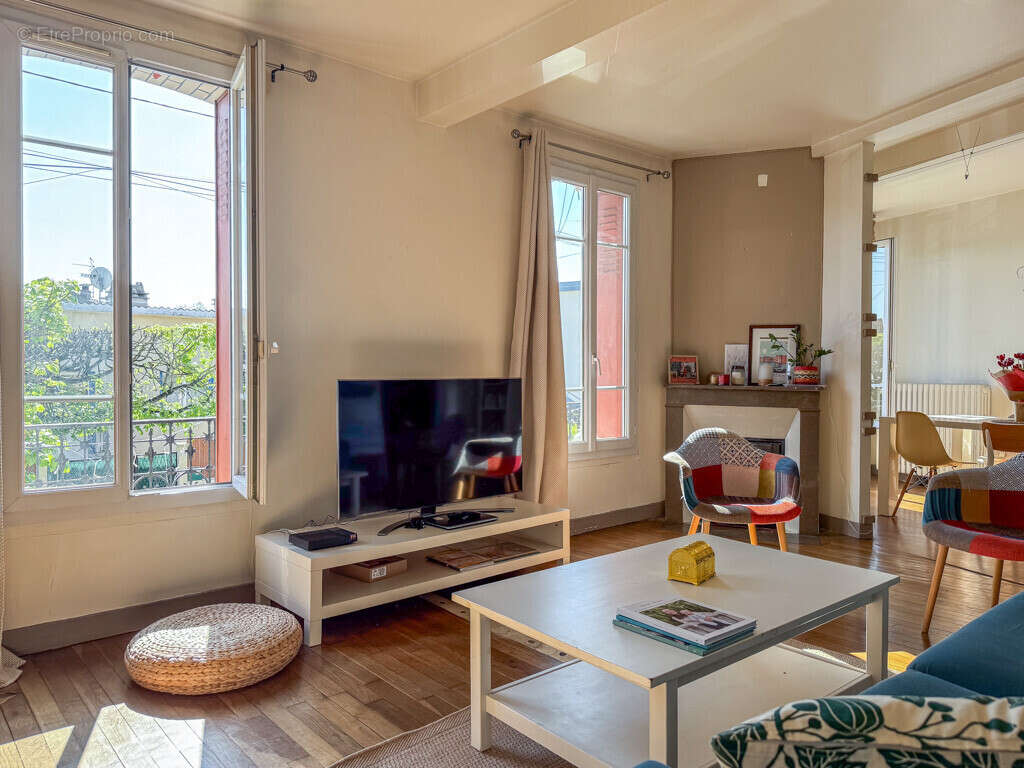 Appartement à VIRY-CHATILLON