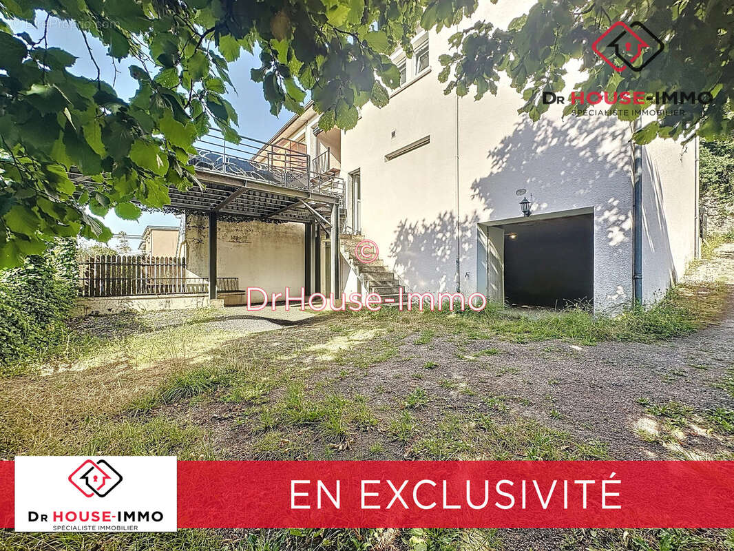 Maison à CHAMPCEVINEL