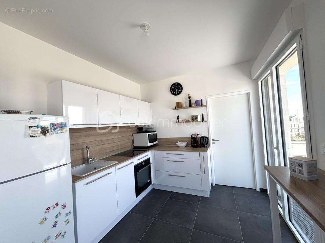 Appartement à SAINT-CYR-SUR-LOIRE
