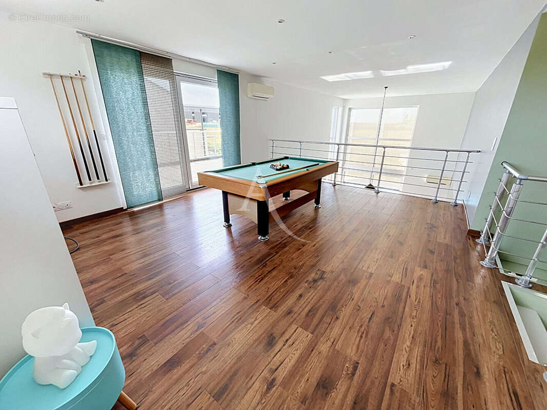 Maison récente Solgne F7 204 m2 - photo 11