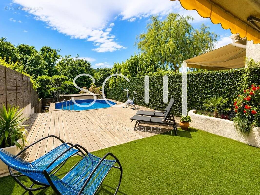 Duplex avec piscine - photo 1