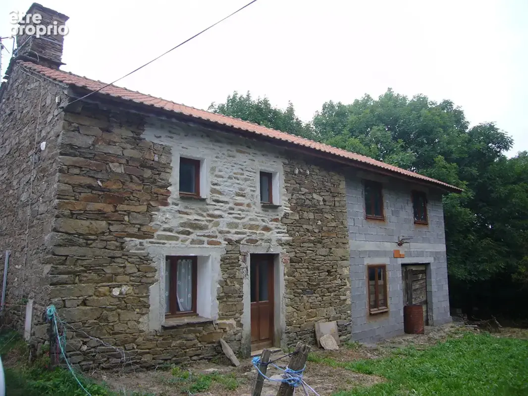 Maison à MERCOEUR