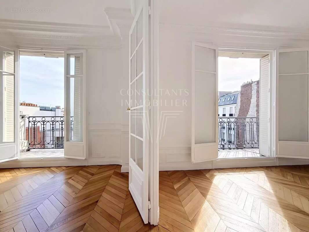 Voie privée - etage élevé - balcons - 2 chambres - - photo 6